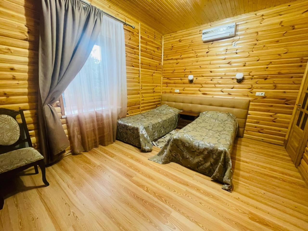 Hotel Ethno Complex Ukrayinske Selo Buzovaya Exterior foto